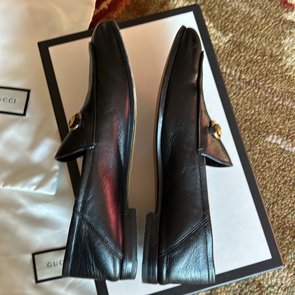 Gucci Jordaan loafers in like new condition, timeless design gorgeous stylish - Picture 12 of 13